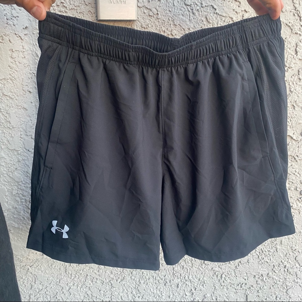 MENS UNDER ARMOUR SHORTS